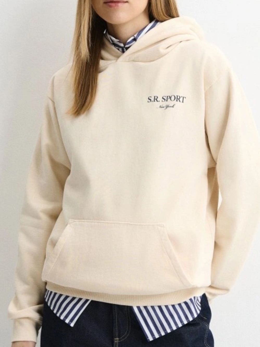 Sporty & Rich Wimbledon Hoodie in Cream/Navy Blue Medium